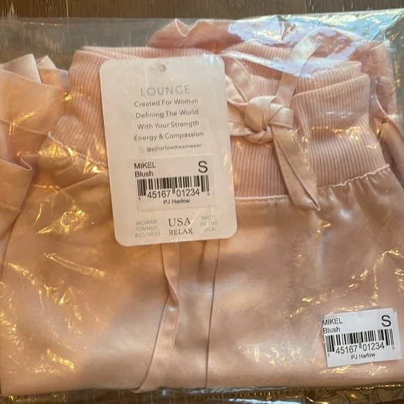 PJ Harlow NIB size Small Blush PJ set - Picture 3 of 4
